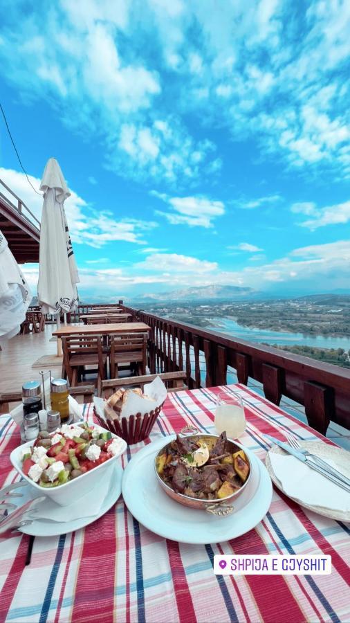 Hotel Wooden House Canaj Esterno foto
